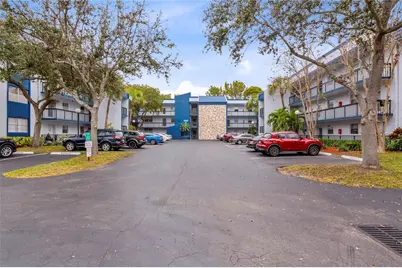 3150 Holiday Springs Boulevard #308, Margate, FL 33063 - Photo 5