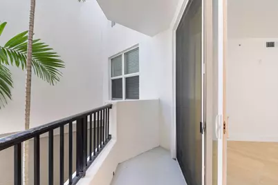 2401 NE 65th Street #205, Fort Lauderdale, FL 33308 - Photo 17