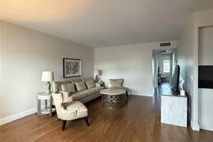 2028 Exeter B Unit, Boca Raton, FL 33434 - Photo 7