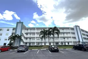 2028 Exeter B Unit, Boca Raton, FL 33434 - Photo 1