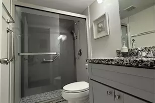 2028 Exeter B Unit, Boca Raton, FL 33434 - Photo 9