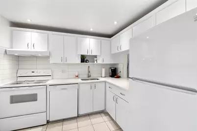 7807 Golf Circle Drive #211, Margate, FL 33063 - Photo 9