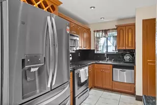 9824 NW 36th St, Sunrise, FL 33351 - Photo 3