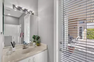 12040 NW 49th Dr, Coral Springs, FL 33076 - Photo 33