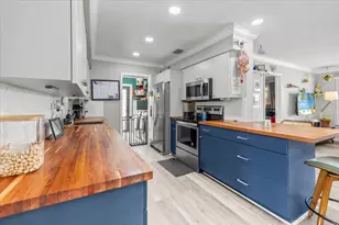 1716 SW 43rd Ave, Fort Lauderdale, FL 33317 - Photo 11