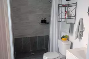 1716 SW 43rd Ave, Fort Lauderdale, FL 33317 - Photo 19