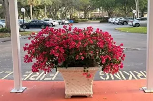 3960 Oaks Clubhouse Dr, Pompano Beach, FL 33069 - Photo 27