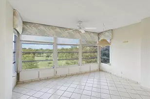 3960 Oaks Clubhouse Dr, Pompano Beach, FL 33069 - Photo 17