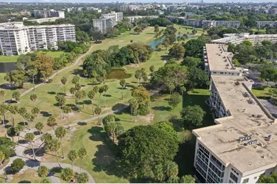 3960 Oaks Clubhouse Drive #502, Pompano Beach, FL 33069 - Photo 31