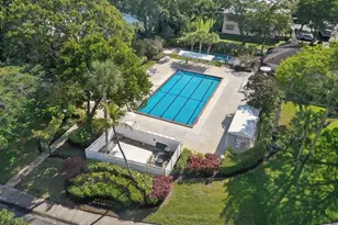 3960 Oaks Clubhouse Dr, Pompano Beach, FL 33069 - Photo 25