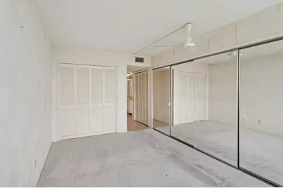 3960 Oaks Clubhouse Drive #502, Pompano Beach, FL 33069 - Photo 7