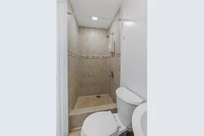 31 Miami Gardens Road, West Park, FL 33023 - Photo 19