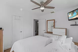 31 Miami Gardens Rd, West Park, FL 33023 - Photo 9