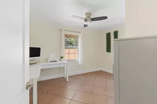 31 Miami Gardens Rd, West Park, FL 33023 - Photo 13