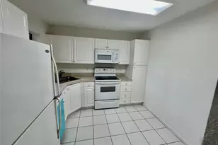 2479 NW 49th Terrace, Pompano Beach, FL 33063 - Photo 3