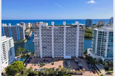 936 Intracoastal Drive #21D, Fort Lauderdale, FL 33304 - Photo 3