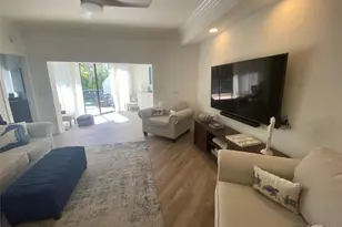 2286 Anchorage Ln, Naples, FL 34104 - Photo 11