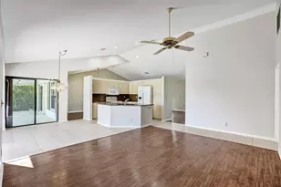 9215 Sun Pointe Dr, Boynton Beach, FL 33437 - Photo 5