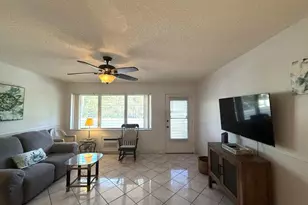 900 SW 10th Terrace, Hallandale Beach, FL 33009 - Photo 3