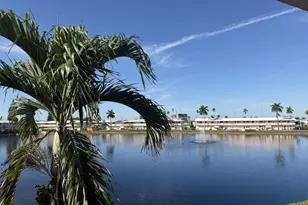 900 SW 10th Terrace, Hallandale Beach, FL 33009 - Photo 1