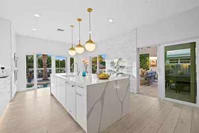 1731 NE 23rd Avenue, Fort Lauderdale, FL 33305 - Photo 3