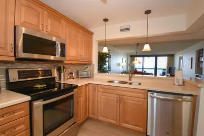 510 N Ocean Boulevard #303, Pompano Beach, FL 33062 - Photo 5