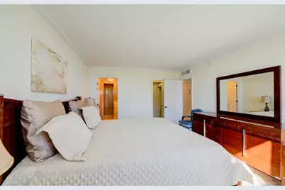 305 N Pompano Beach Boulevard #512, Pompano Beach, FL 33062 - Photo 17