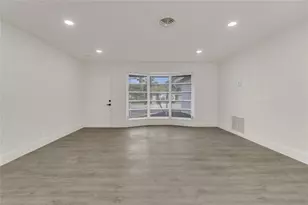 2341 NW 47th Ave, Lauderhill, FL 33313 - Photo 27