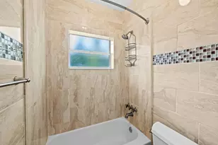 1640 NE 4th Pl, Fort Lauderdale, FL 33301 - Photo 3