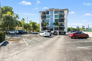 1839 Middle River Dr, Fort Lauderdale, FL 33305 - Photo 23