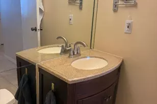 600 Parkview Dr, Hallandale Beach, FL 33009 - Photo 13