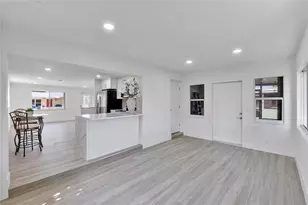 4918 NW 56th Ct, Tamarac, FL 33319 - Photo 7