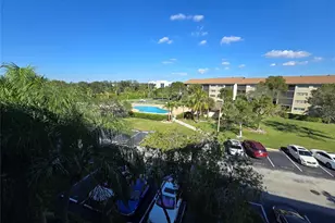 550 SW 138th Ave, Pembroke Pines, FL 33027 - Photo 5