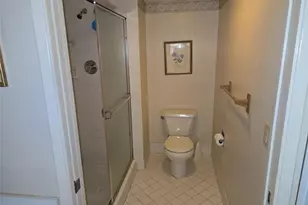 550 SW 138th Ave, Pembroke Pines, FL 33027 - Photo 13