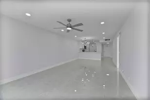 2901 S Palm Aire Dr, Pompano Beach, FL 33069 - Photo 9