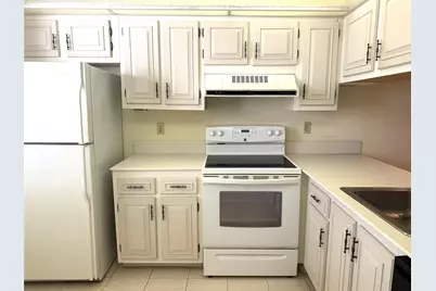 4501 Martinique Way #C2, Pompano Beach, FL 33066 - Photo 3