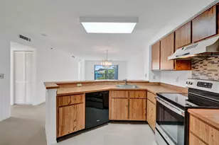 2221 Cypress Island Dr, Pompano Beach, FL 33069 - Photo 5