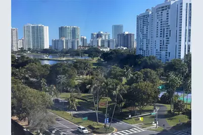 3375 N Country Club Drive #1005, Miami, FL 33180 - Photo 25