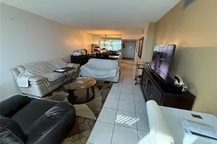 3375 N Country Club Dr, Miami, FL 33180 - Photo 15