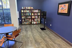 3375 N Country Club Dr, Miami, FL 33180 - Photo 31