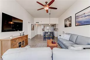 1301 NE Miami Gardens Dr, Miami, FL 33179 - Photo 9