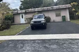 7802 NW 69th Terrace, Tamarac, FL 33321 - Photo 1