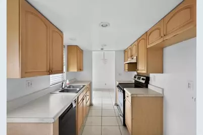 7802 NW 69th Terrace, Tamarac, FL 33321 - Photo 13