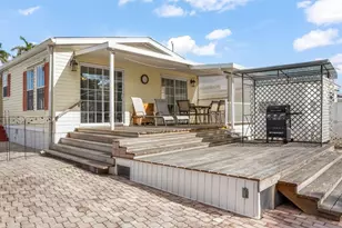 1911 SW 87th Terrace, Davie, FL 33324 - Photo 35