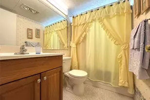 84 Markham E, Deerfield Beach, FL 33442 - Photo 17