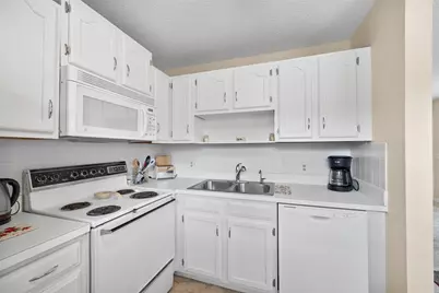 3 Vista Gardens Trail #202, Vero Beach, FL 32962 - Photo 7