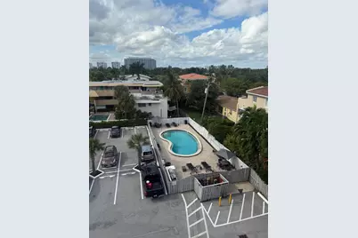 2555 NE 11th Street #502, Fort Lauderdale, FL 33304 - Photo 9