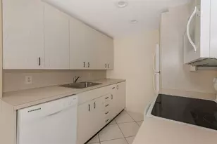 2009 Cornwall Dr, Boca Raton, FL 33434 - Photo 5