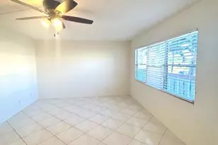 2009 Cornwall A, Boca Raton, FL 33434 - Photo 3