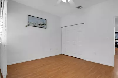 5095 Madison Lakes Circle, Davie, FL 33328 - Photo 13